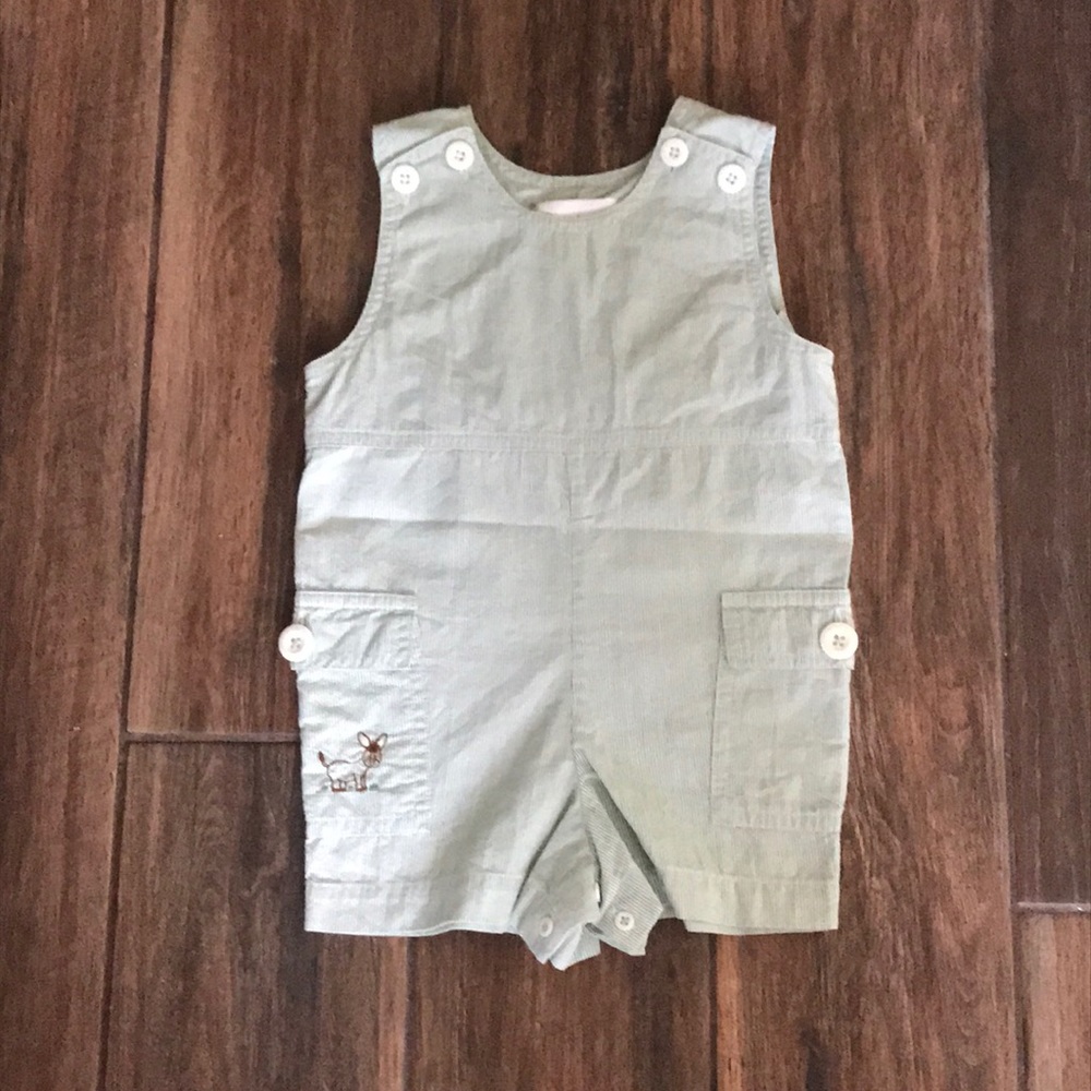 ♥️ LNWOT Strasburg brand infant’s onesie